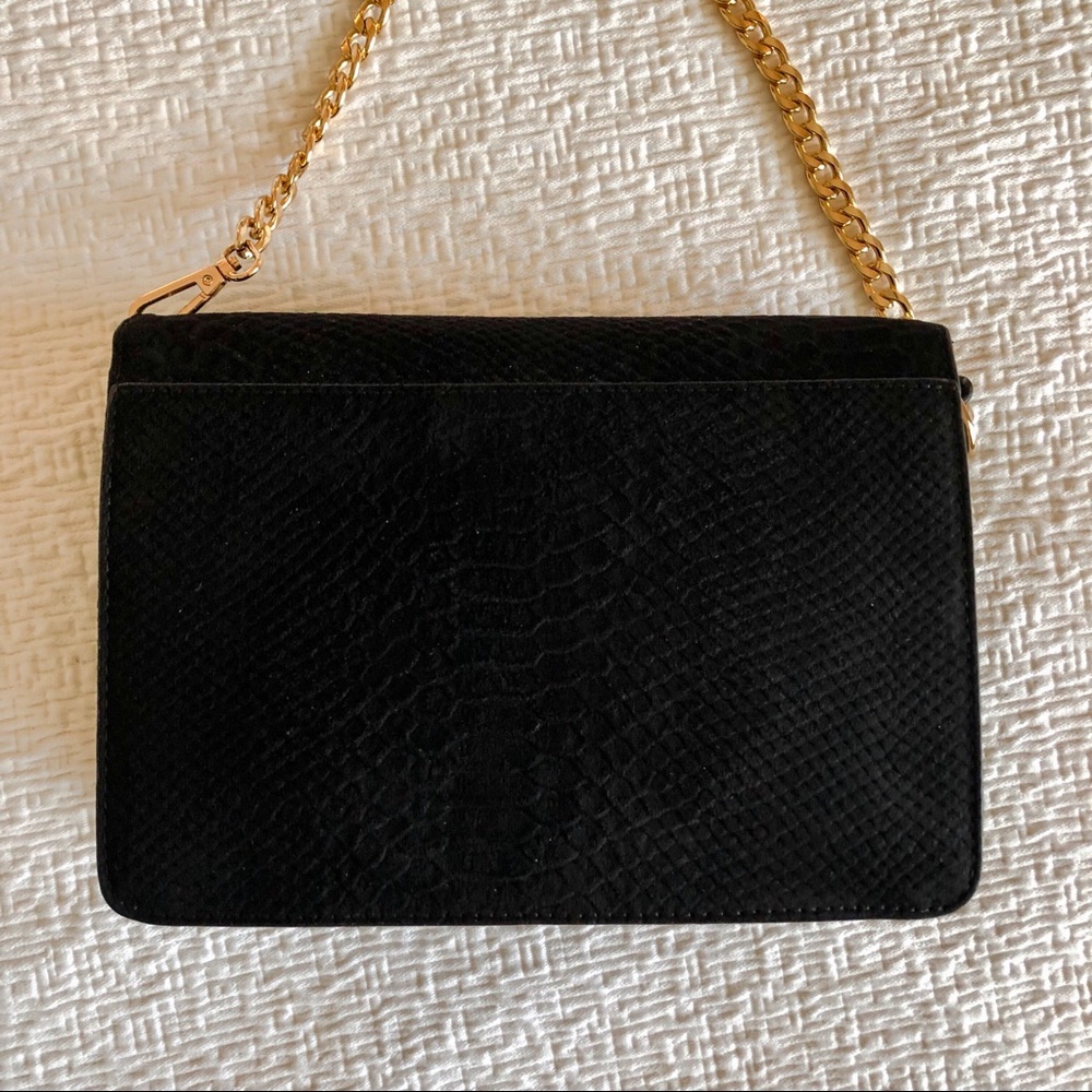 New Look Faux Suede Textured Sling Handbag - Picture 6 of 14